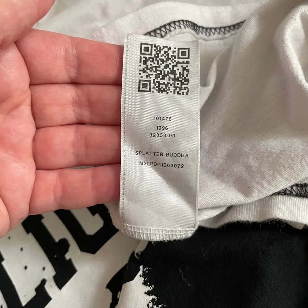 True Religion Half Split Logo‎ Graphic Tee Mens Medium Urban Street Preppy Shirt